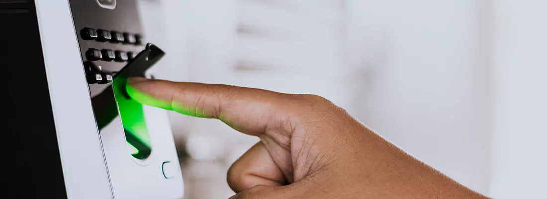 Smart Gate Locks with Remote Access Features in Poinciana, FL