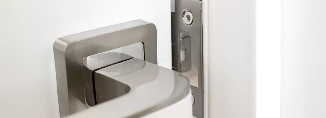 Seamless Integration of Magnetic Locks with Access Control Systems in Poinciana, FL